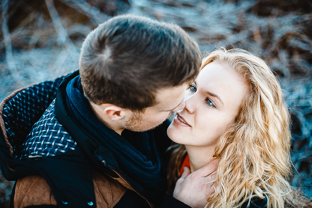 FotoShooting - Paar guckt sich an