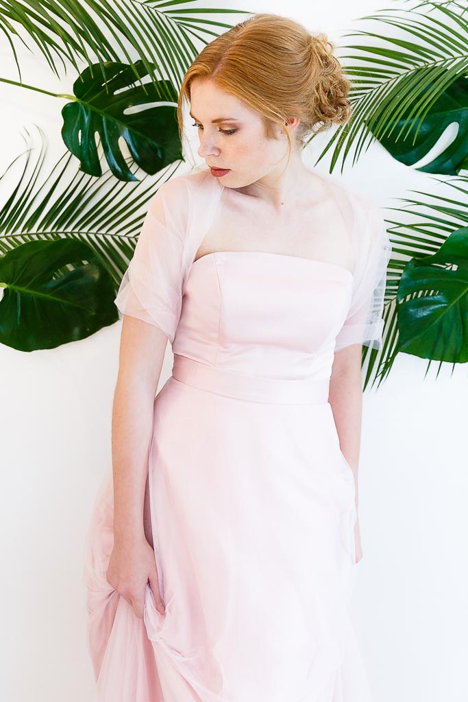 Braut mit Brautkleid, Fashionshooting